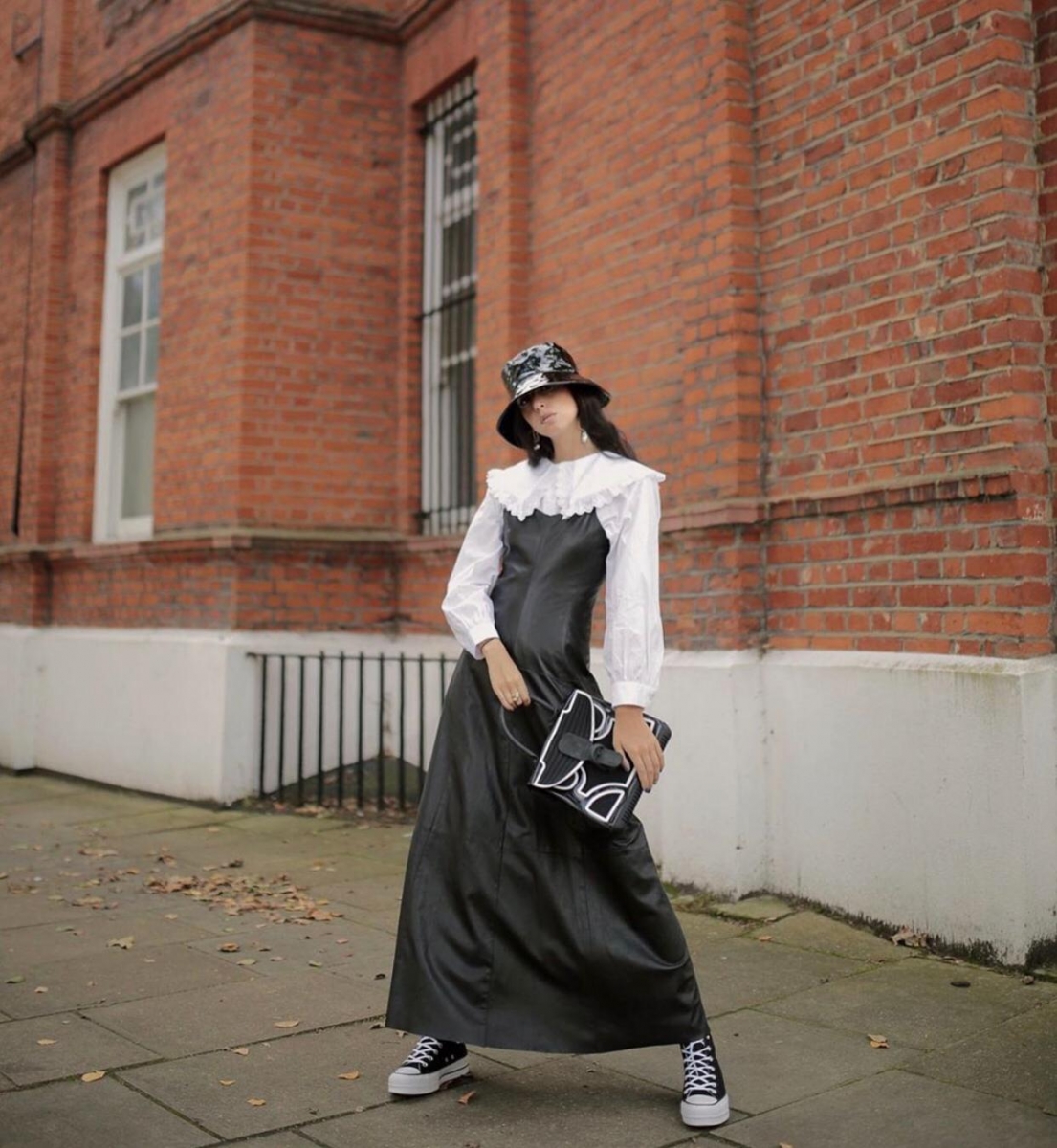 秋冬must have 帽款！學IG 26.8M粉BLACKPINK Lisa漁夫帽小顏術